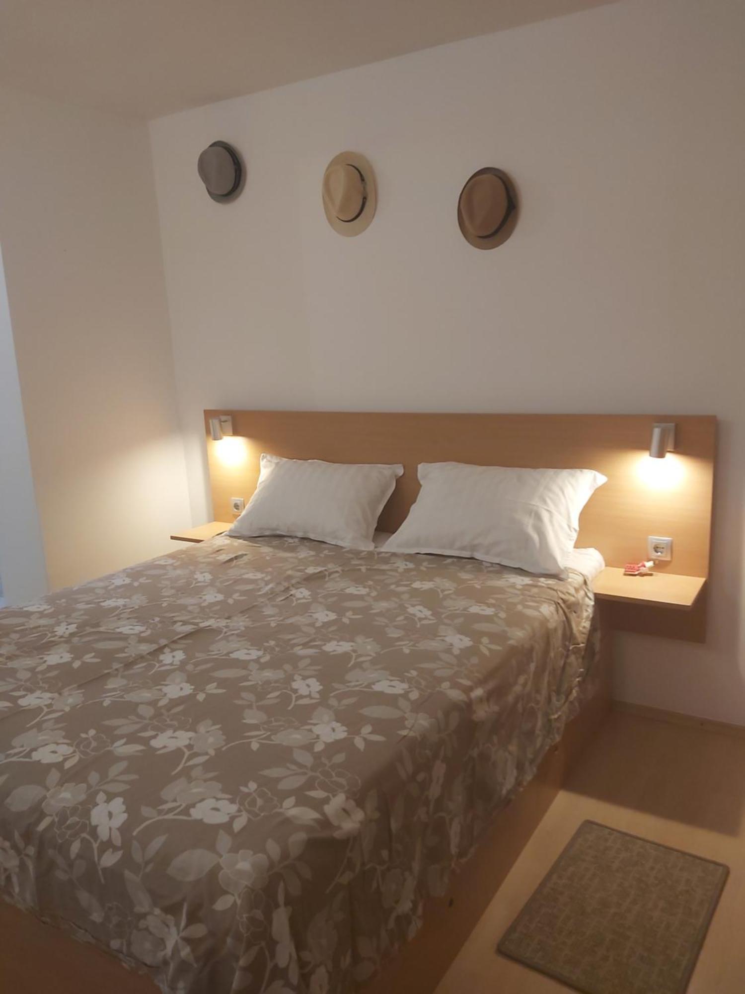 Apartman Luce With Shared Pool Zadar Exterior foto