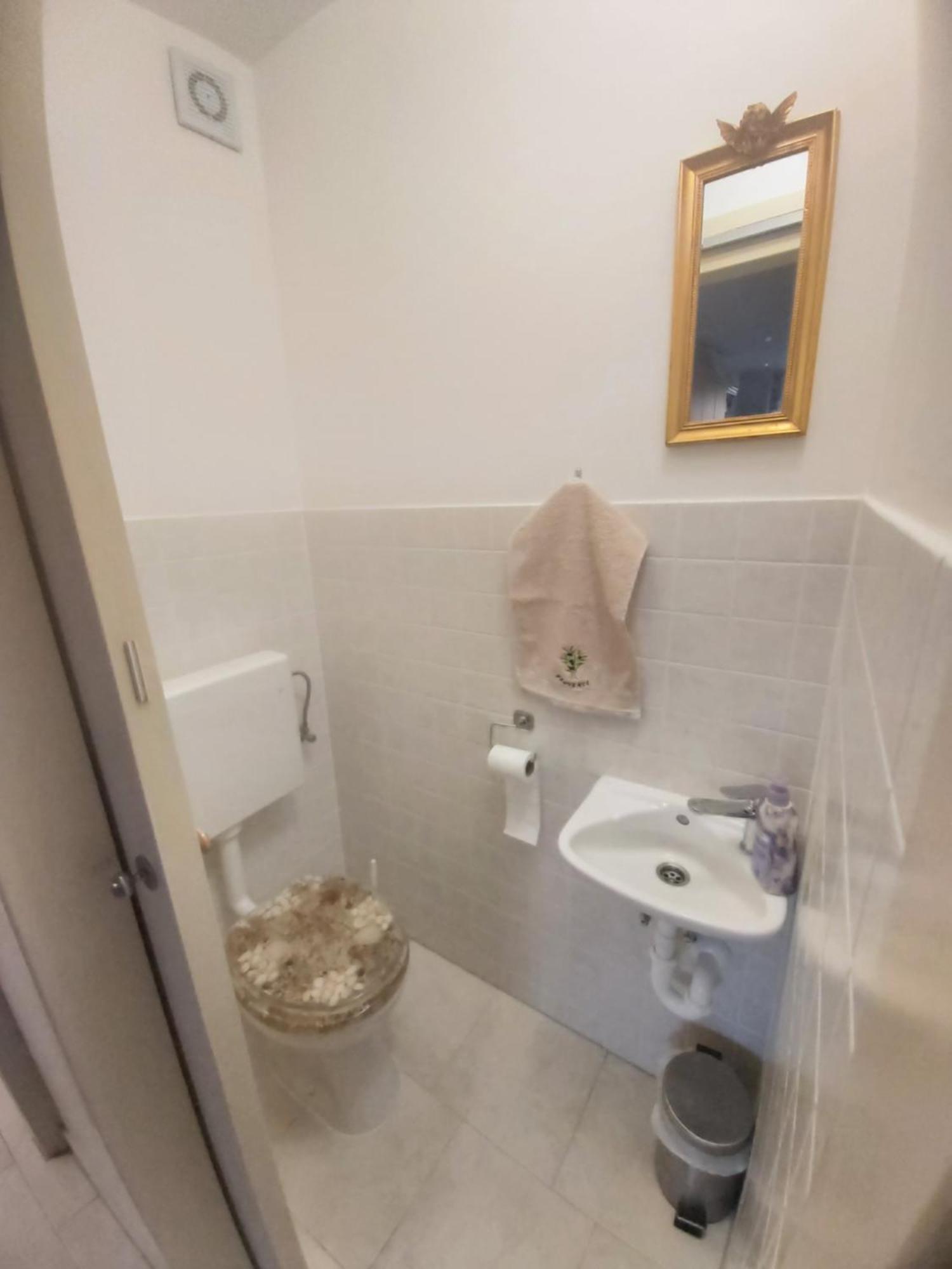Apartman Luce With Shared Pool Zadar Exterior foto